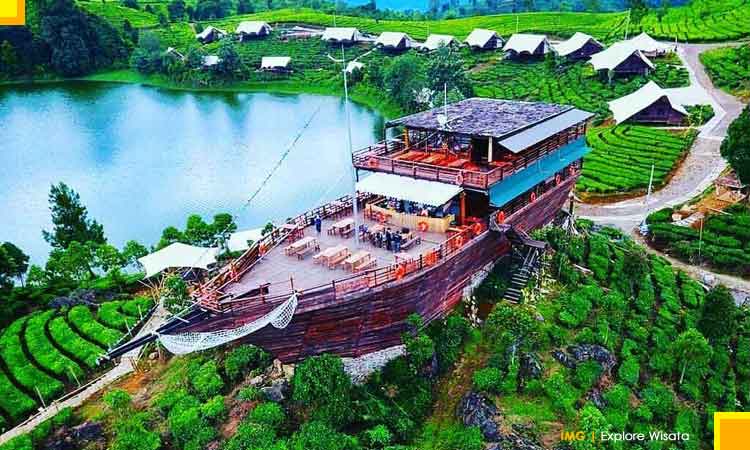 5 Destinasi Hits dengan Golden Intan Trans